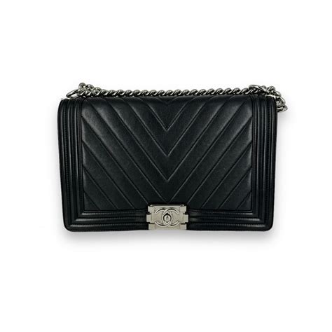 prezzo chanel boy nera|Chanel .